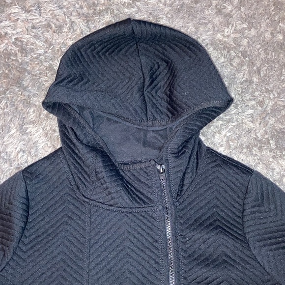 Small hooded Hollister side zip up coat adjustable Waist pull strings - Picture 3 of 10